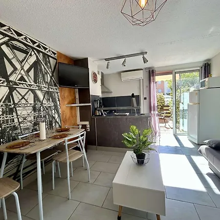 Au Calme Avec Terrasse Et Parking - Cap D'agde - Fr-1-249-438 アグド