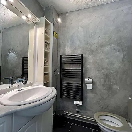 Au Calme Avec Terrasse Et Parking - Cap D'agde - Fr-1-249-438 Апартаменти *